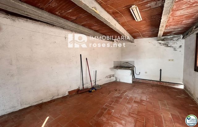 Casa de 4 habitaciones en Torroella de Montgrí en venta con garaje - 256.000 € (Ref: 9691460)