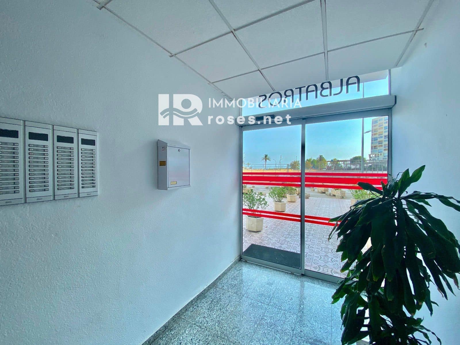 Wohnung zu verkaufen in Empuriabrava - 98.000 € (Ref: 9696652)