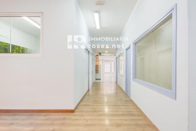 Gewerbe zu verkaufen in Roses - 170.000 € (Ref: 9696654)