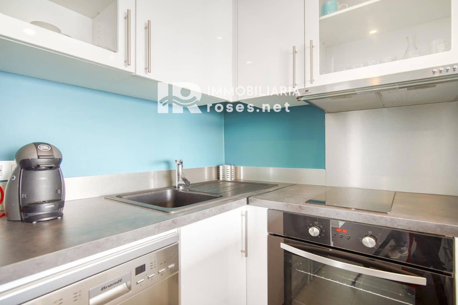 1 bedroom Flat for sale in Roses - € 399,000 (Ref: 9696655)