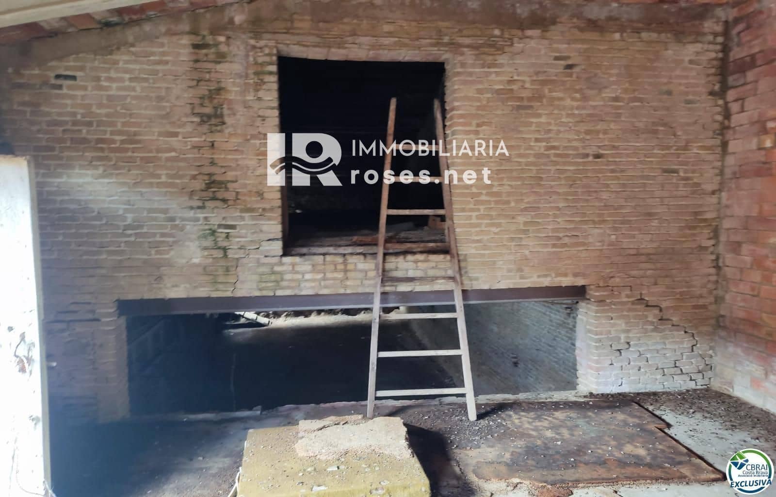 Bar/Restaurant zu verkaufen in Peralada mit Garage - 275.000 € (Ref: 9702436)