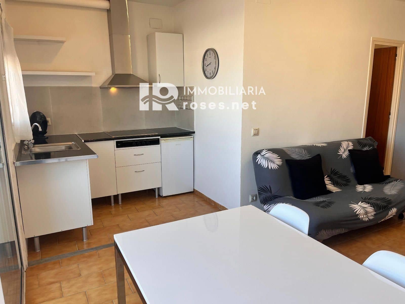 1 slaapkamer Flat te koop in Empuriabrava met zwembad - € 135.000 (Ref: 9702437)