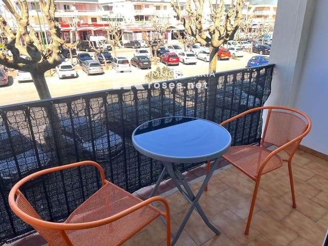 1 slaapkamer Flat te koop in Empuriabrava, Castelló d'Empúries met zwembad - € 135.000 (Ref: 9702437)