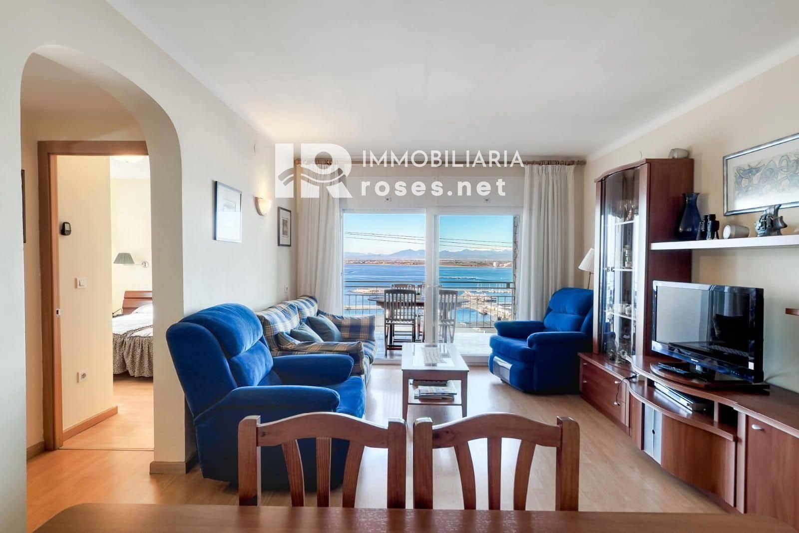 2 bedroom Flat for sale in Roses - € 295,000 (Ref: 9702438)