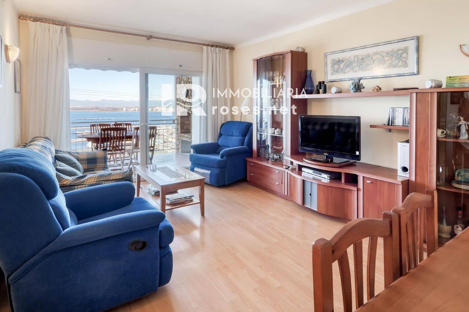 2 bedroom Flat for sale in Roses - € 295,000 (Ref: 9702438)