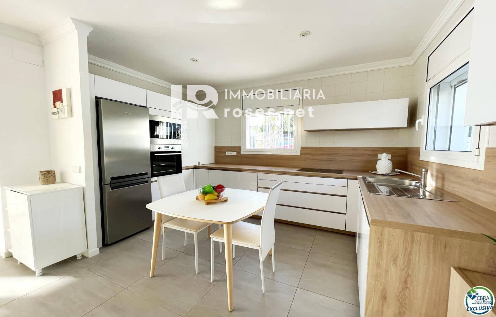 Chalet de 4 habitaciones en El Mas Fumats en venta con piscina garaje - 765.000 € (Ref: 9702441)