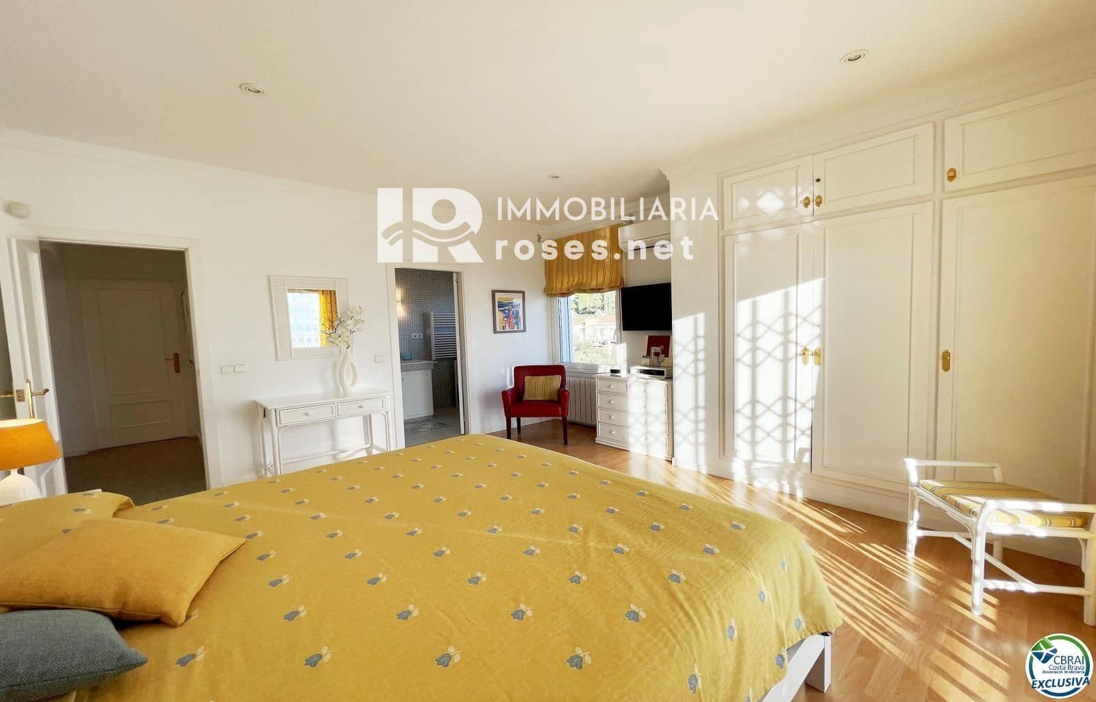 Chalet de 4 habitaciones en El Mas Fumats en venta con piscina garaje - 765.000 € (Ref: 9702441)