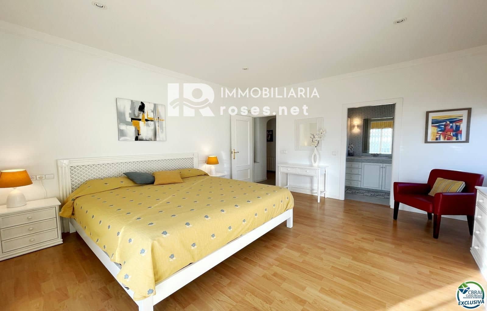 Chalet de 4 habitaciones en El Mas Fumats en venta con piscina garaje - 765.000 € (Ref: 9702441)