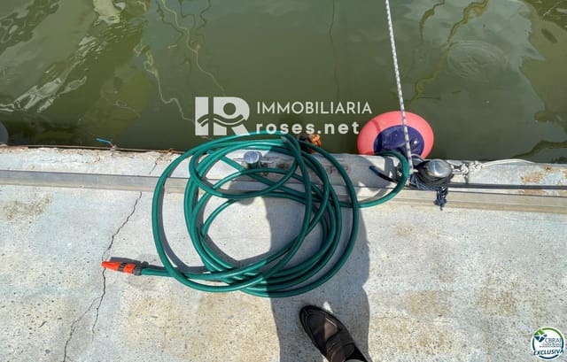 Garage for sale in Santa Margarida, Roses - € 85,000 (Ref: 9707755)