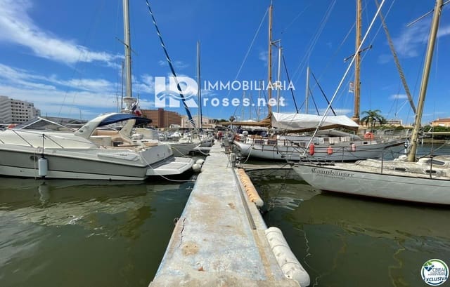 Garage for sale in Santa Margarida, Roses - € 85,000 (Ref: 9707755)