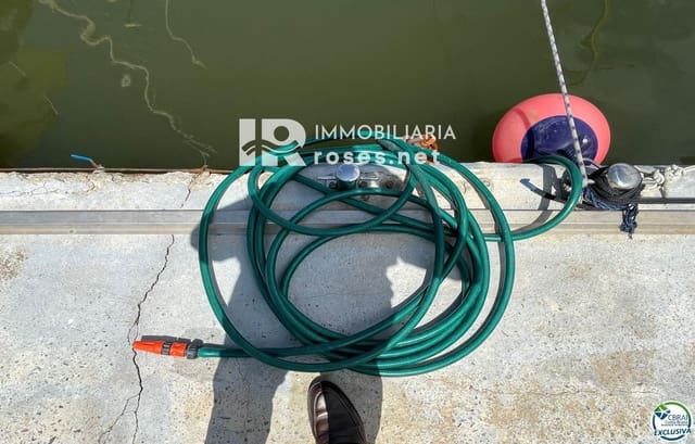 Garage for sale in Santa Margarida, Roses - € 85,000 (Ref: 9707755)