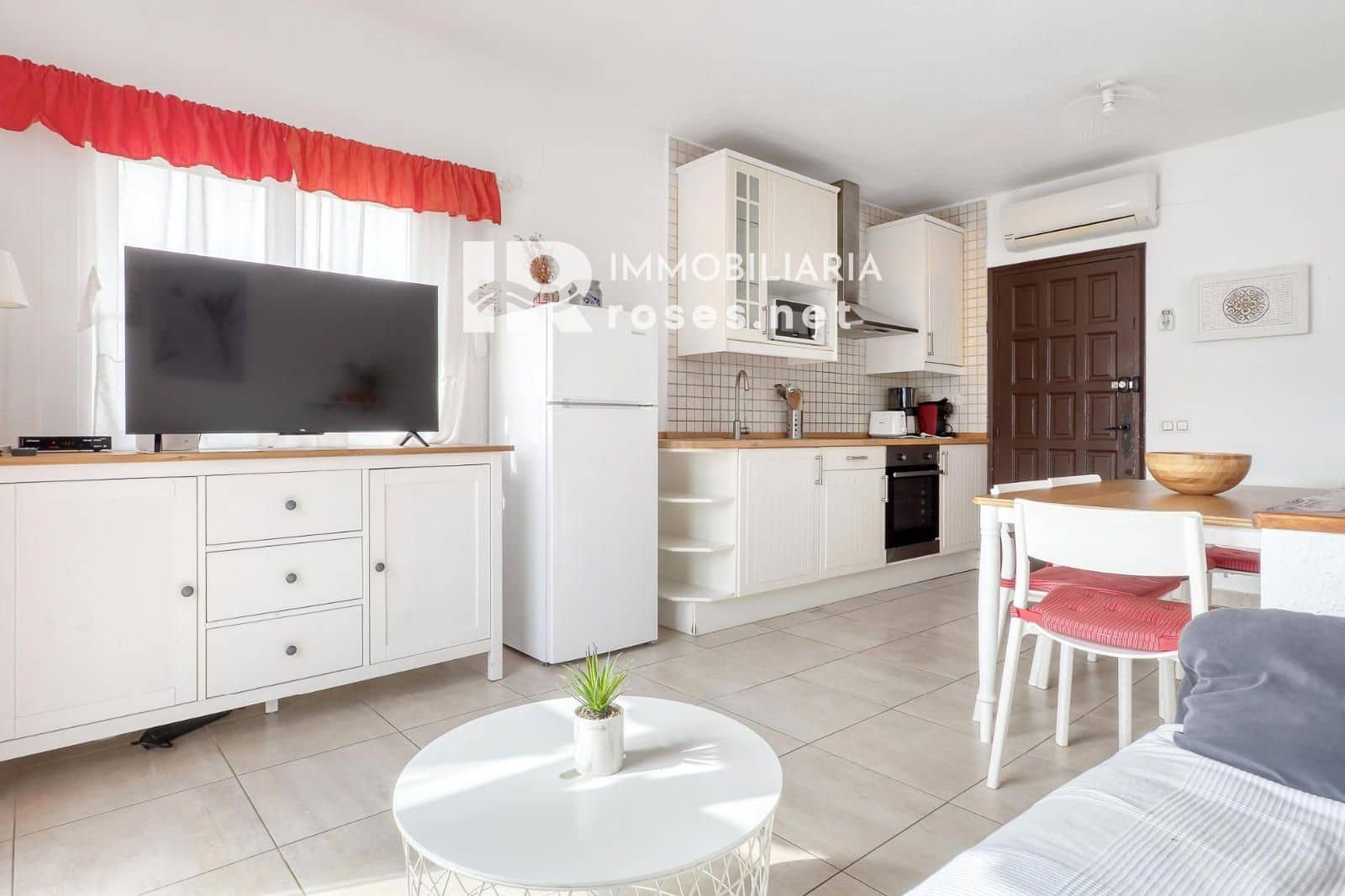 2 slaapkamer Villa te koop in Roses met zwembad garage - € 315.000 (Ref: 9713270)