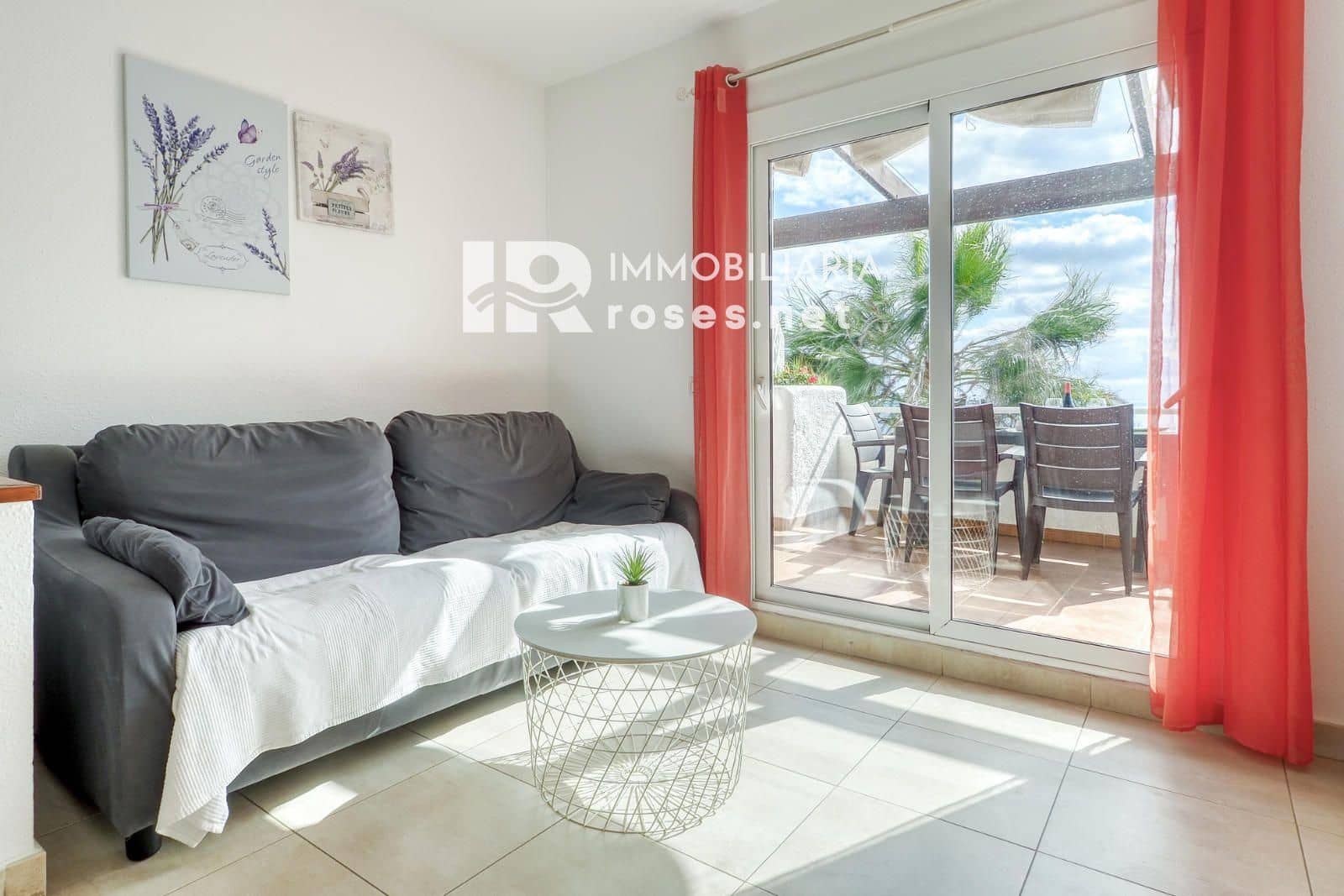 2 slaapkamer Villa te koop in Roses met zwembad garage - € 315.000 (Ref: 9713270)