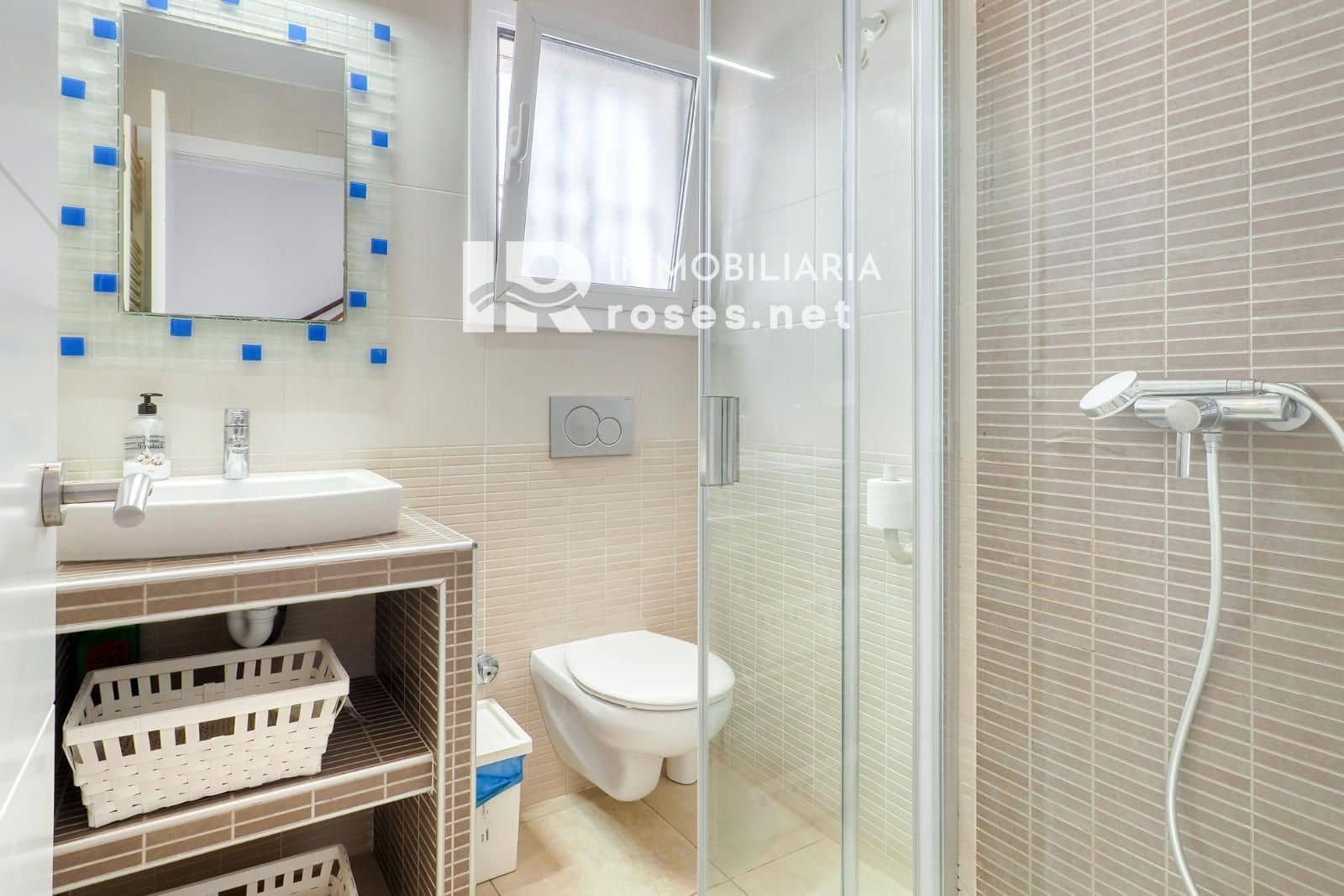 2 slaapkamer Villa te koop in Roses met zwembad garage - € 315.000 (Ref: 9713270)