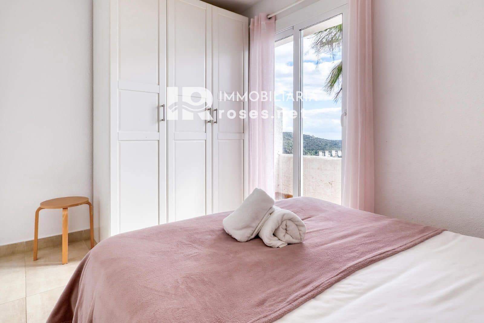 2 slaapkamer Villa te koop in Roses met zwembad garage - € 315.000 (Ref: 9713270)