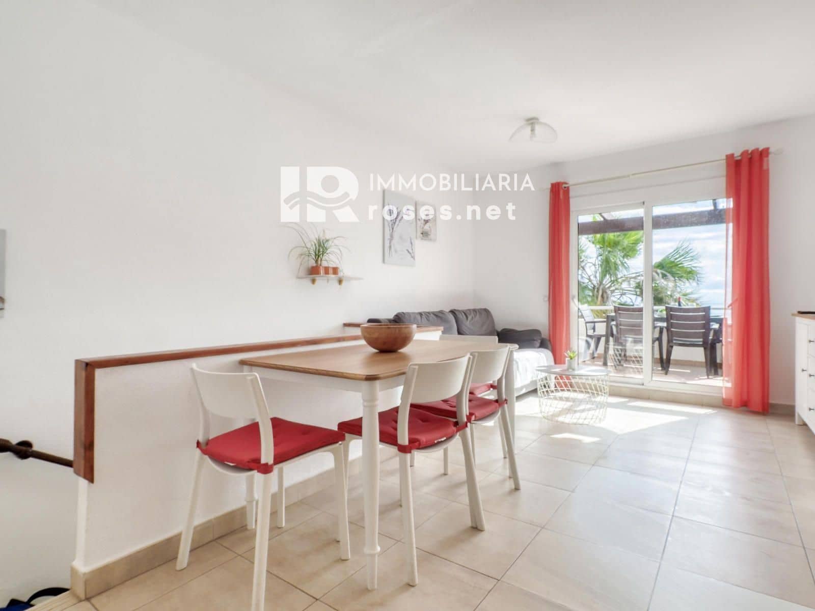 2 slaapkamer Villa te koop in Roses met zwembad garage - € 315.000 (Ref: 9713270)