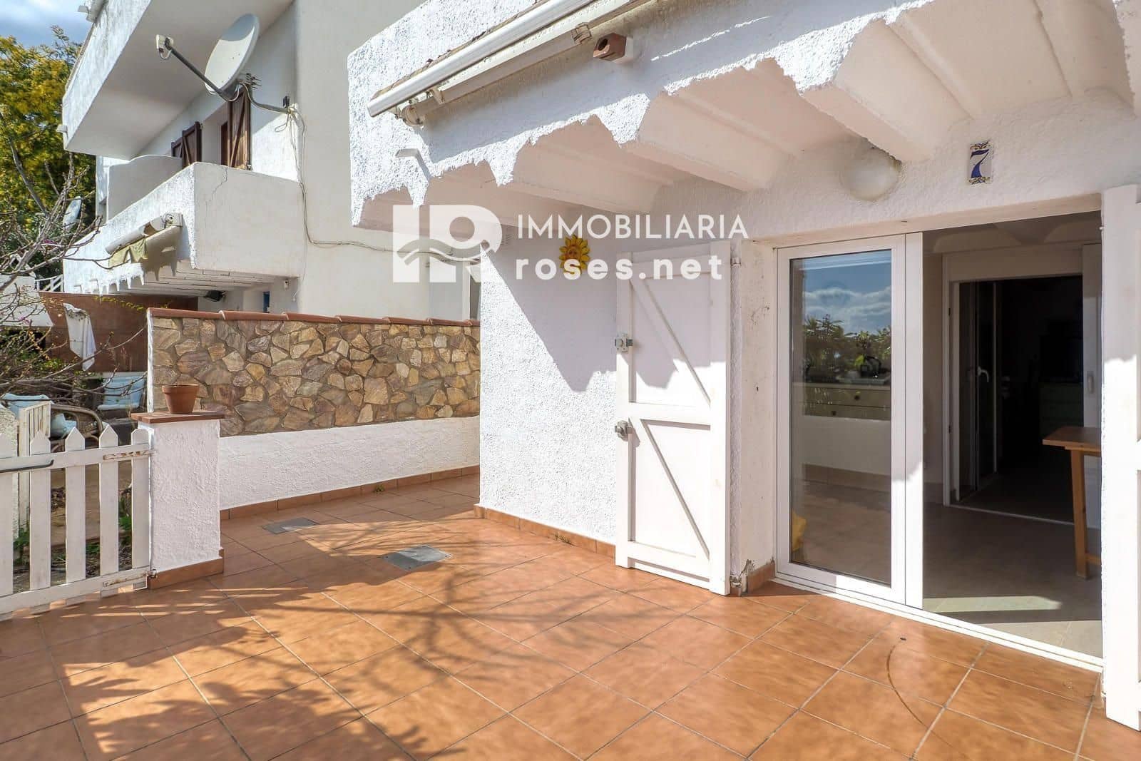 2 slaapkamer Villa te koop in Roses met zwembad garage - € 315.000 (Ref: 9713270)