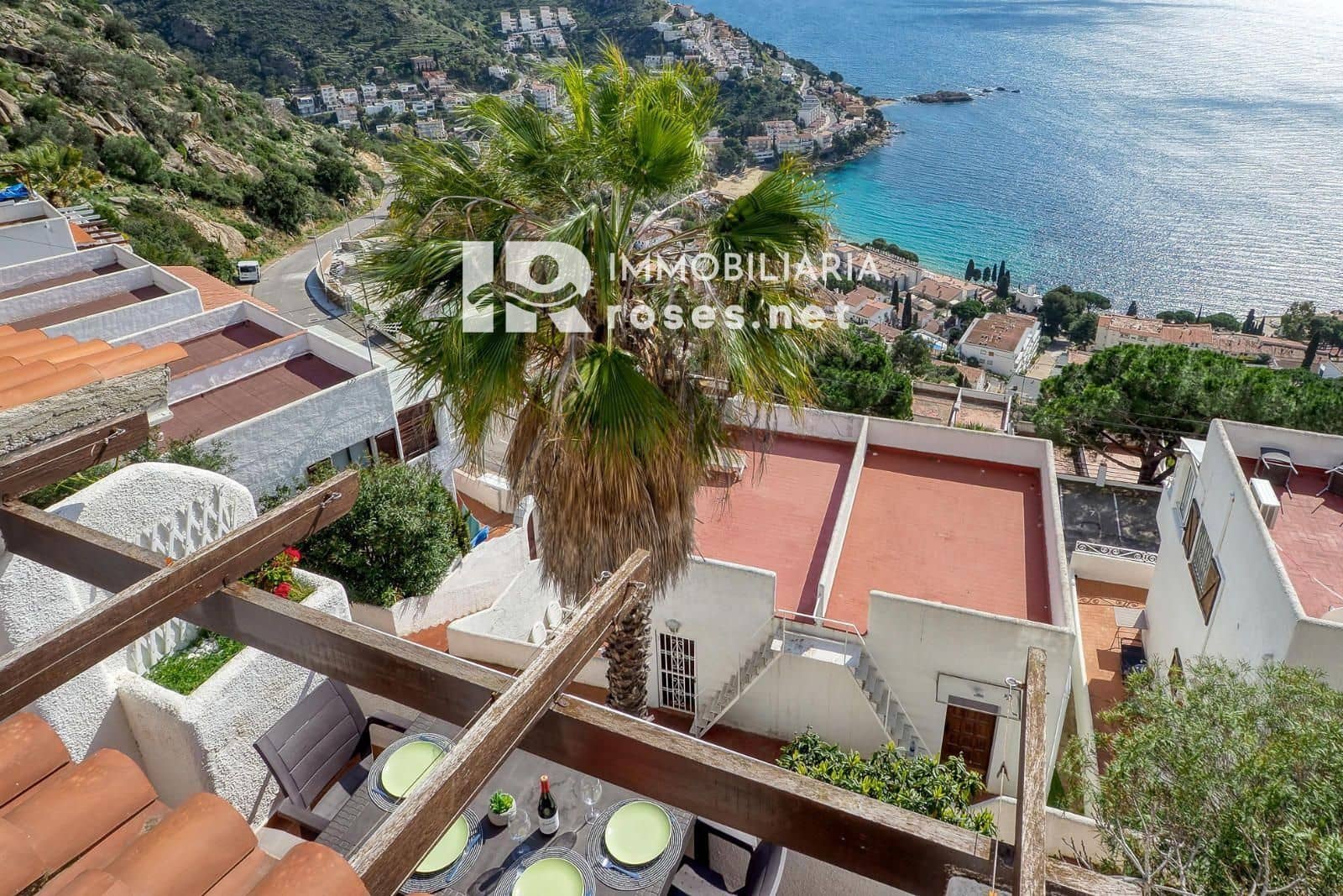 2 slaapkamer Villa te koop in Roses met zwembad garage - € 315.000 (Ref: 9713270)