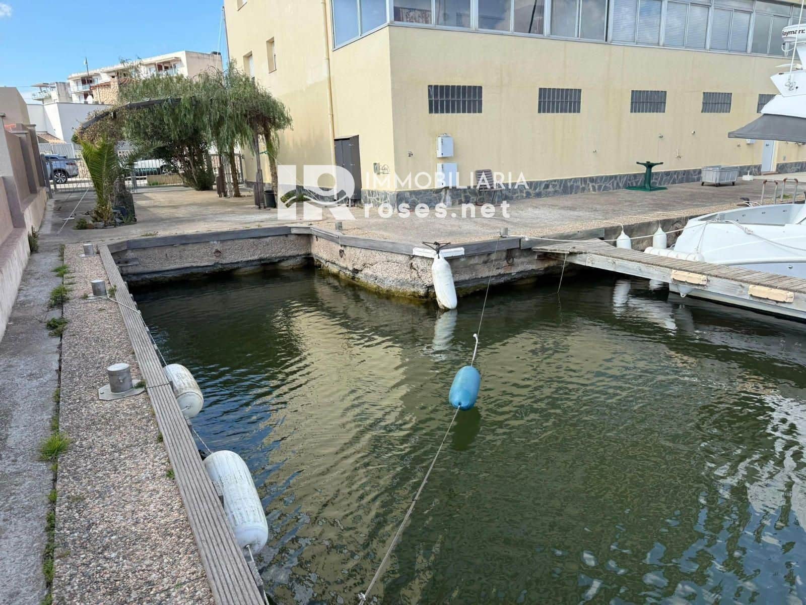 Garage for sale in Santa Margarida - € 150,000 (Ref: 9713271)