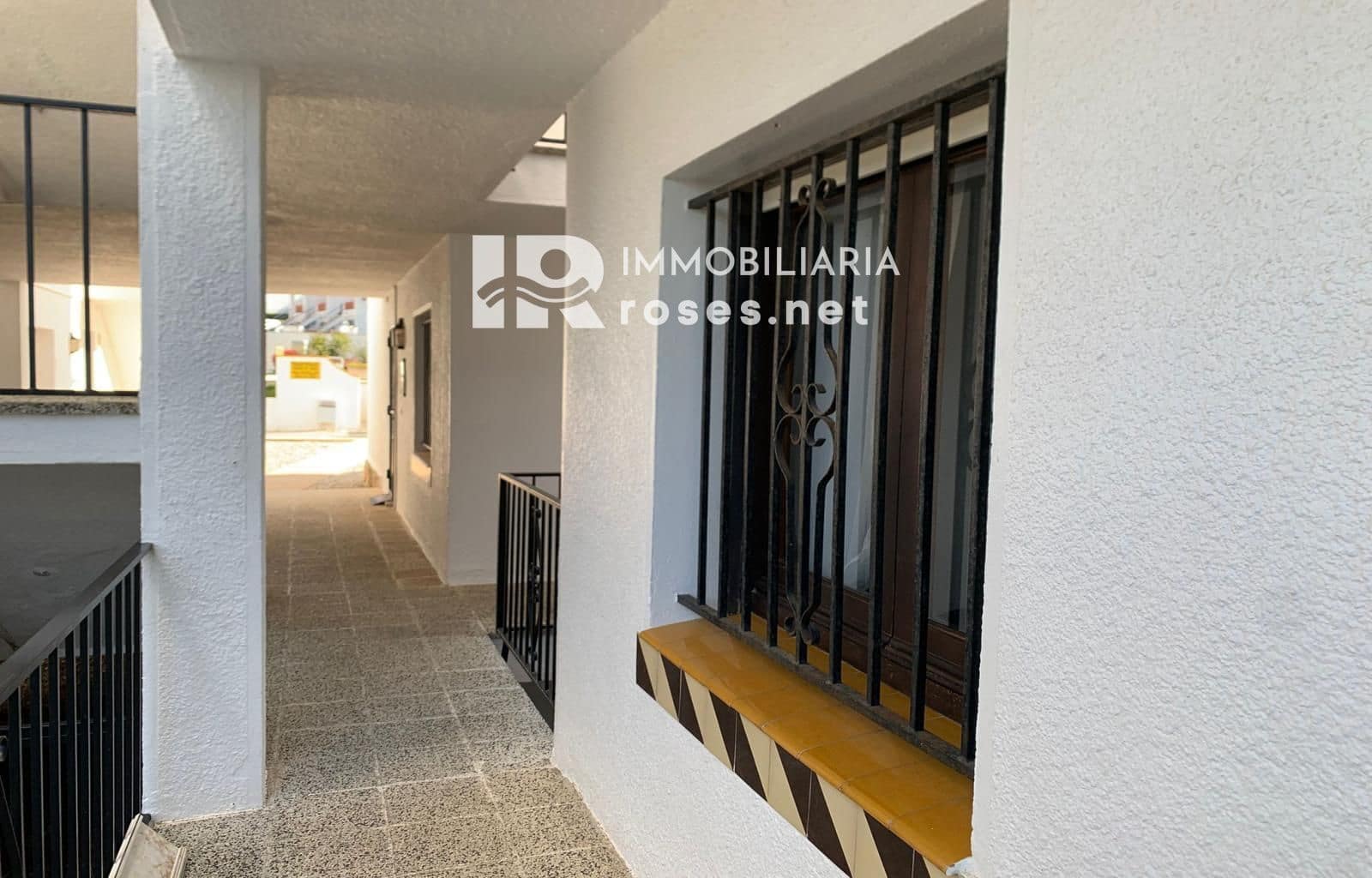 1 soverom Leilighet til salgs i Roses med svømmebasseng - € 139 000 (Ref: 9713272)