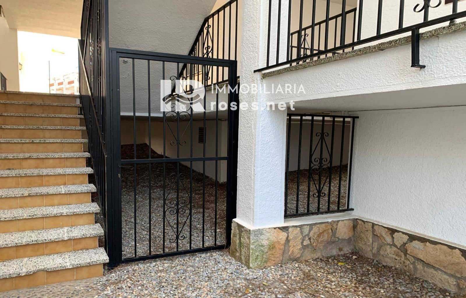 1 soverom Leilighet til salgs i Roses med svømmebasseng - € 139 000 (Ref: 9713272)