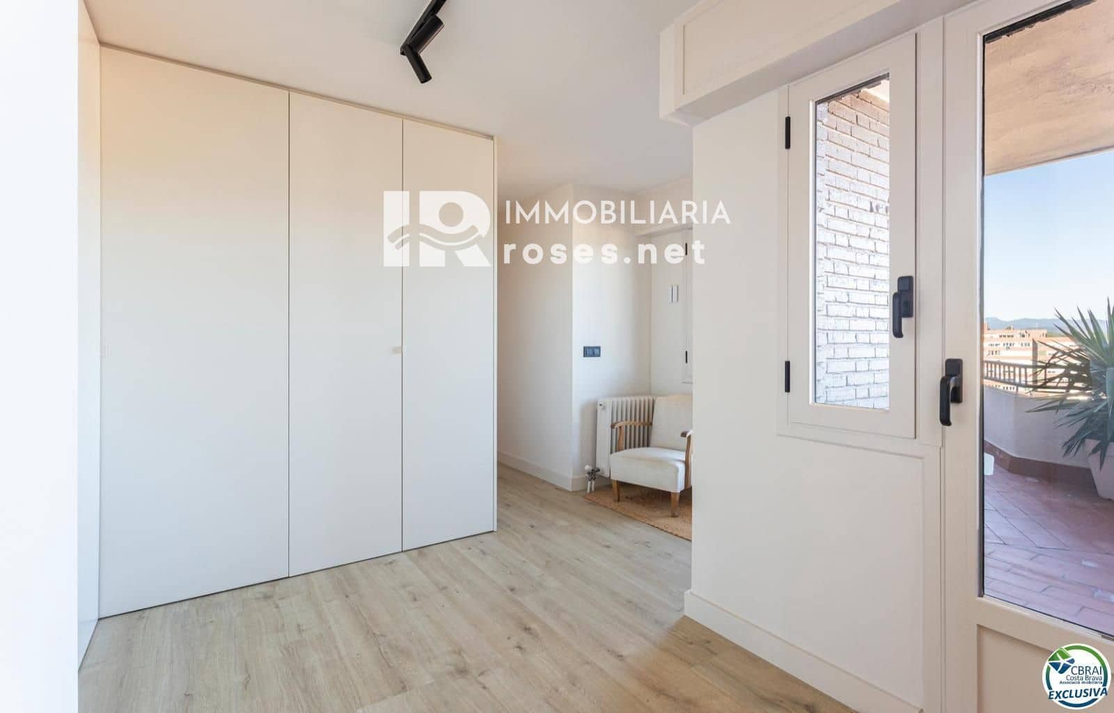 4 bedroom Flat for sale in Figueres - € 523,000 (Ref: 9715372)