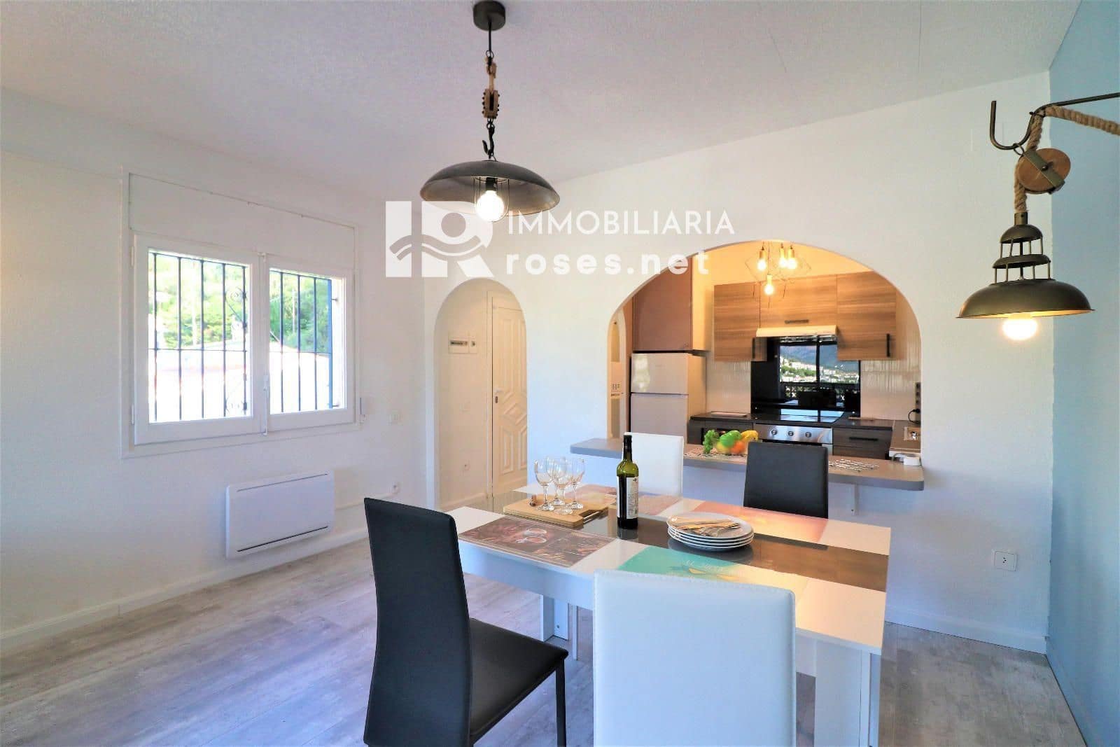 1 bedroom Flat for sale in Roses - € 189,000 (Ref: 9733417)