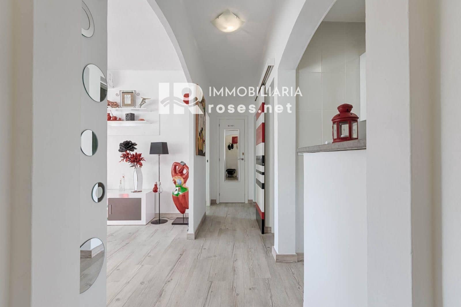 2 soveværelse Lejlighed til salg i Roses med garage - € 265.000 (Ref: 9756335)