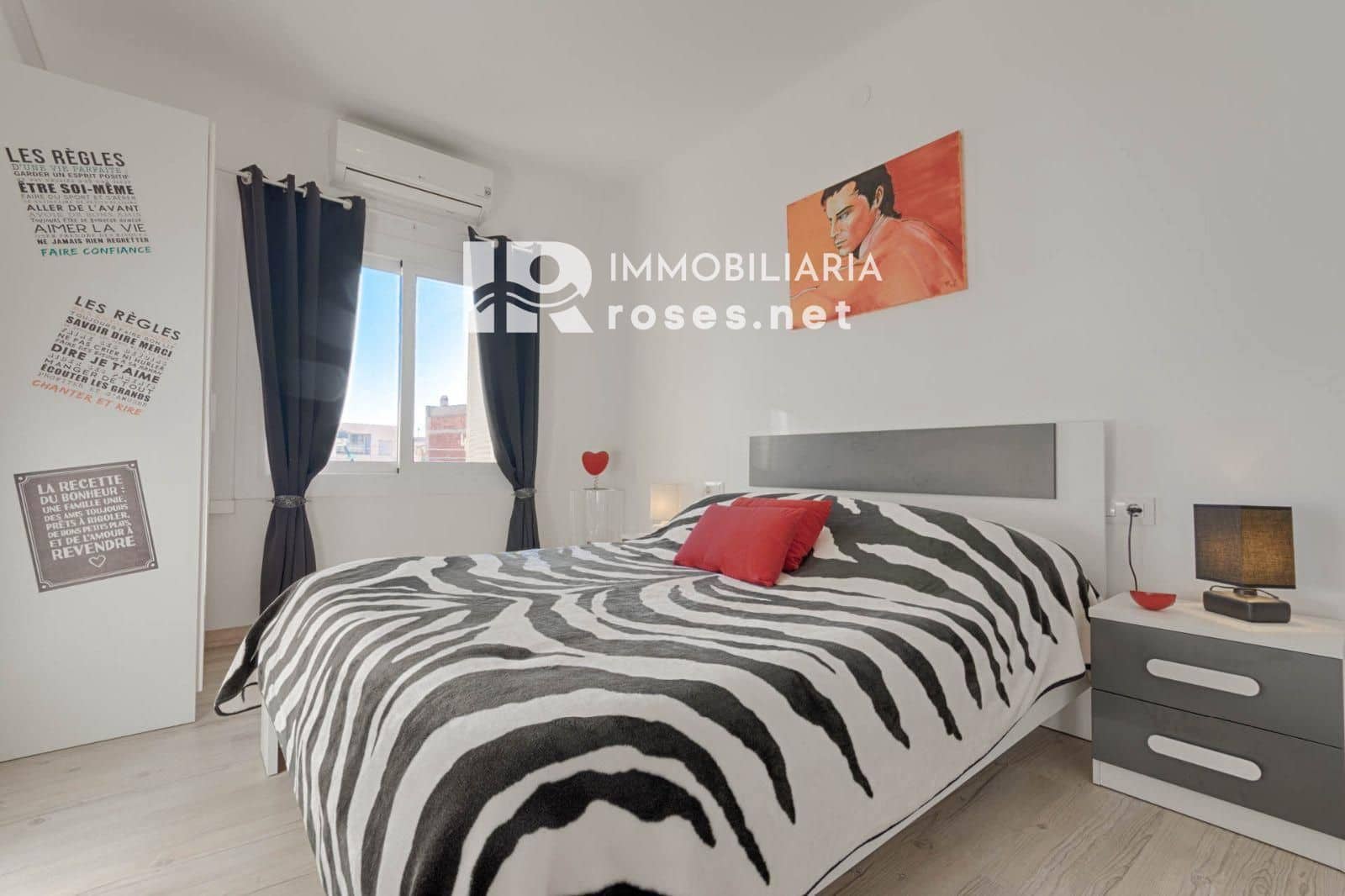 2 soveværelse Lejlighed til salg i Roses med garage - € 265.000 (Ref: 9756335)