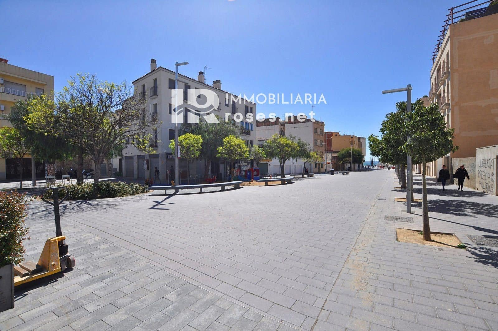 2 soveværelse Lejlighed til salg i Roses med garage - € 265.000 (Ref: 9756335)