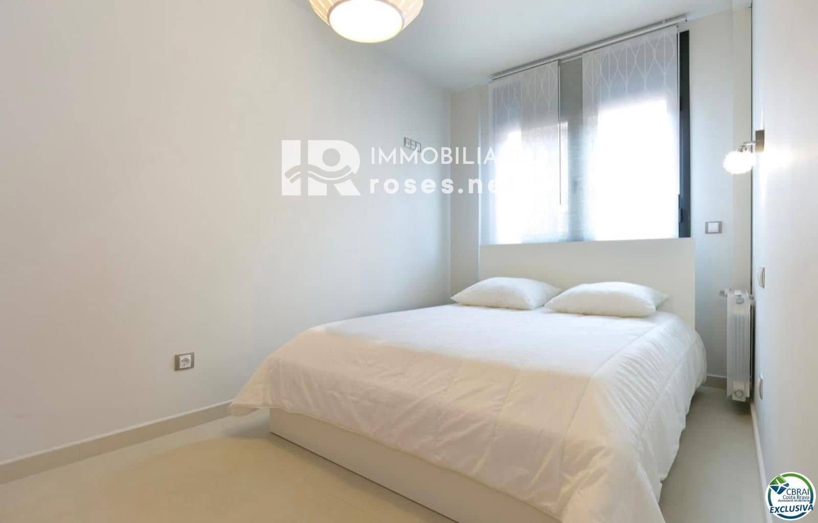 3 slaapkamer Flat te koop in Roses met garage - € 439.000 (Ref: 9768981)