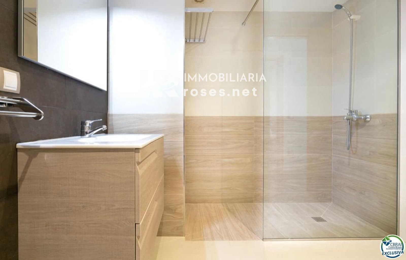 3 slaapkamer Flat te koop in Roses met garage - € 439.000 (Ref: 9768981)