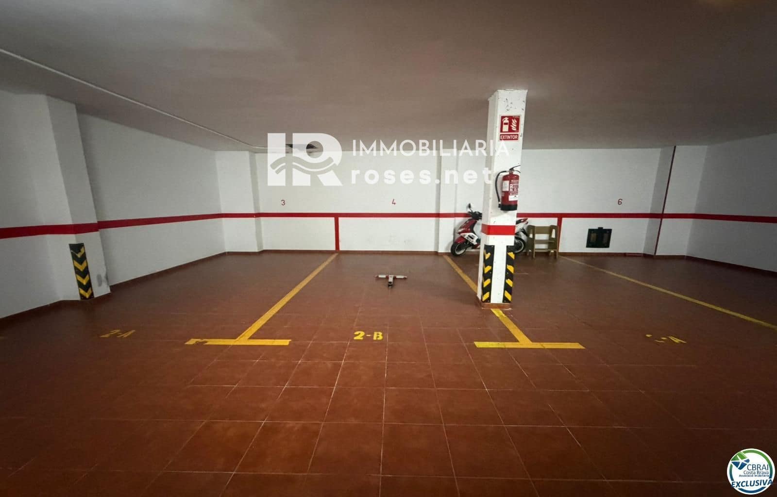 3 slaapkamer Flat te koop in Roses met garage - € 439.000 (Ref: 9768981)