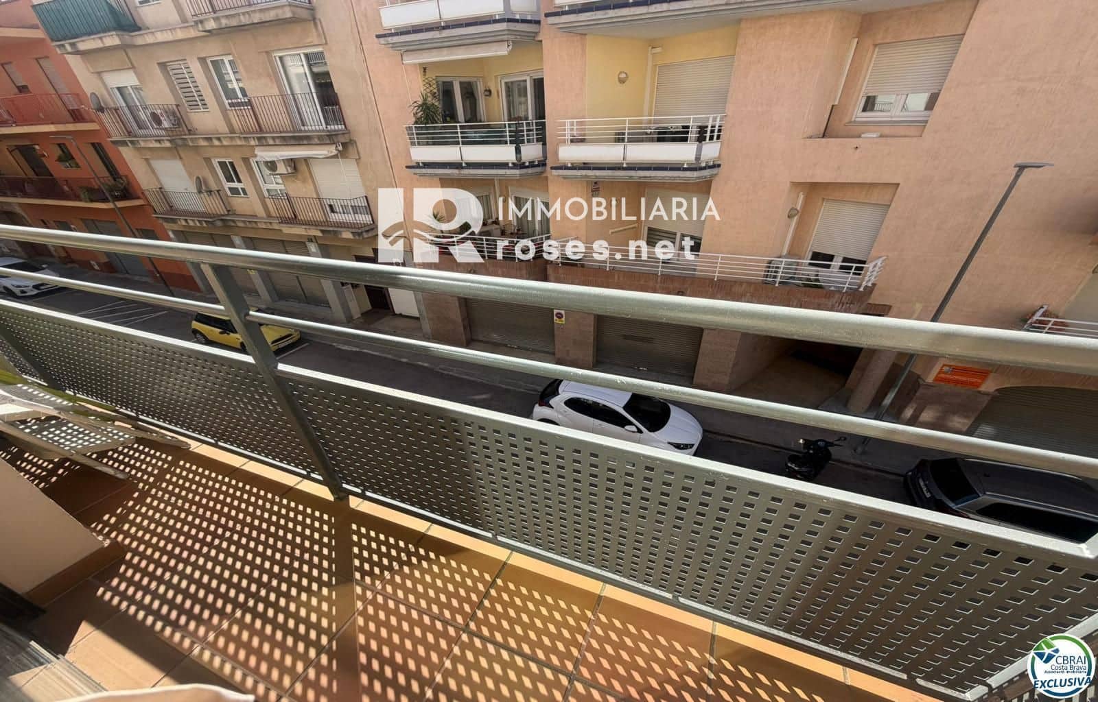 3 slaapkamer Flat te koop in Roses met garage - € 439.000 (Ref: 9768981)