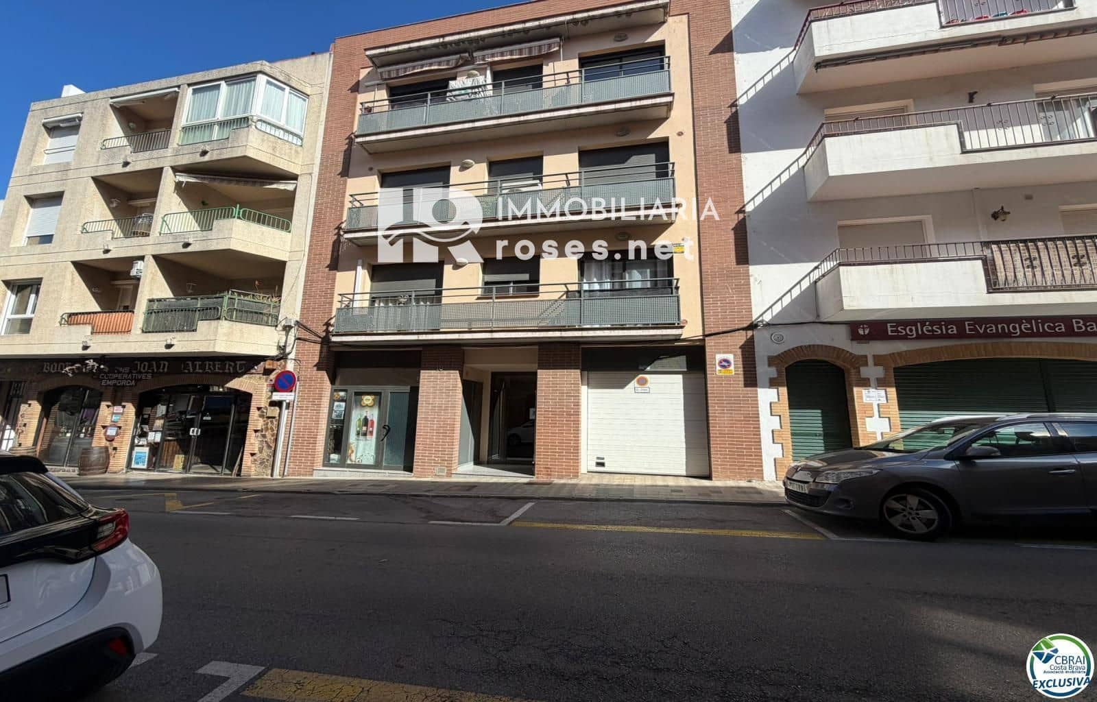 3 slaapkamer Flat te koop in Roses met garage - € 439.000 (Ref: 9768981)