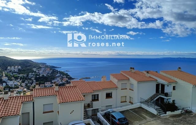 2 slaapkamer Flat te koop in Roses met garage - € 295.000 (Ref: 9768983)