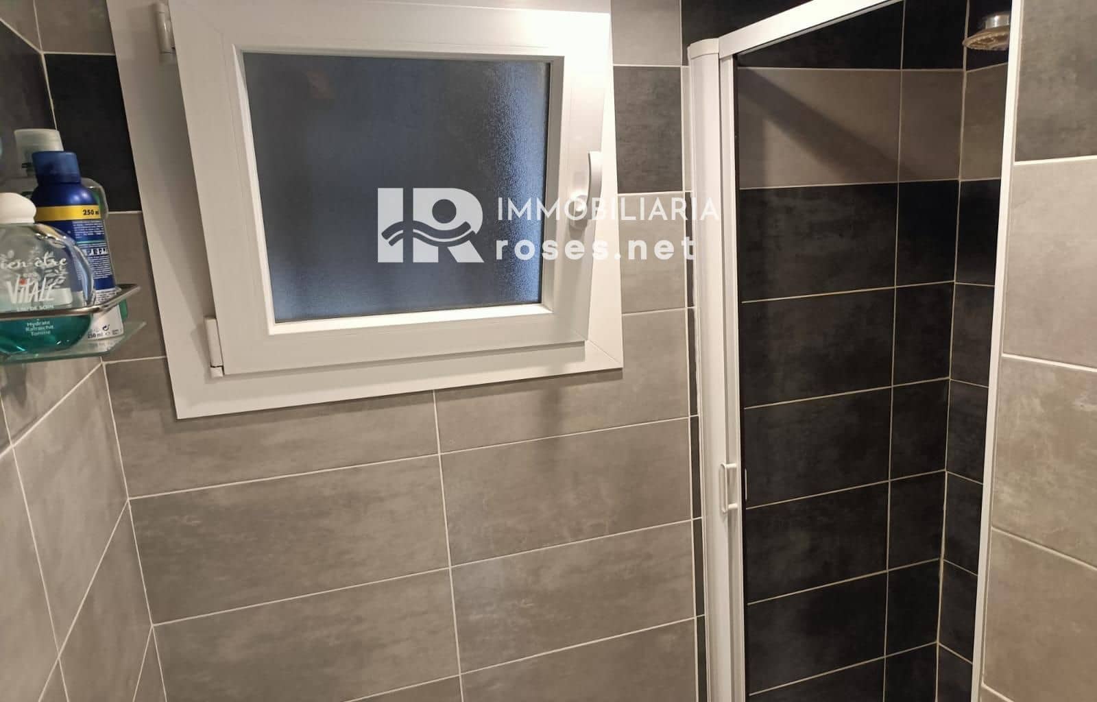 2 soveværelse Lejlighed til salg i Roses med garage - € 295.000 (Ref: 9768983)