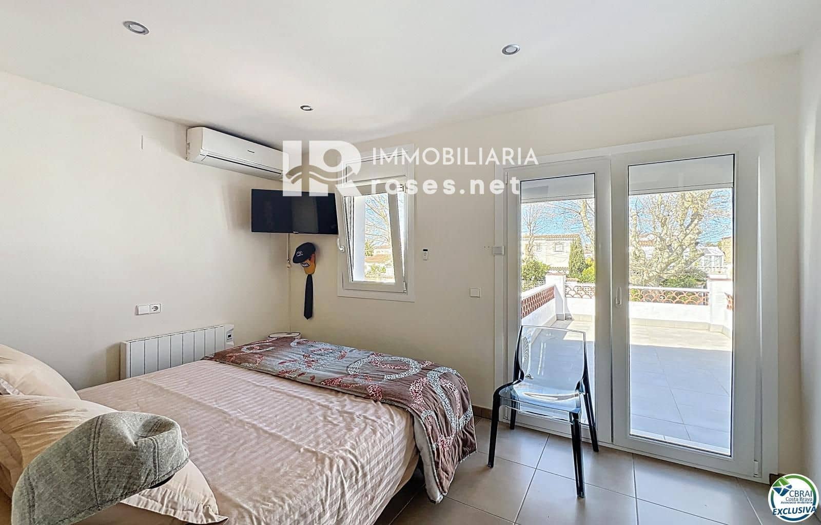 3 soveværelse Villa til salg i Empuriabrava med swimmingpool garage - € 930.000 (Ref: 9768984)