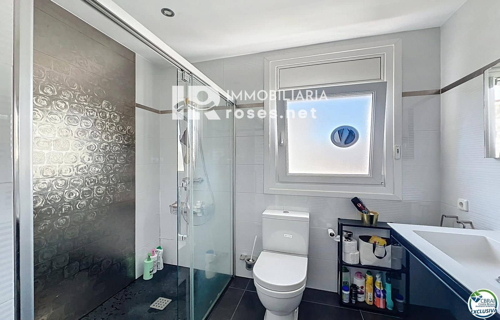 3 soveværelse Villa til salg i Empuriabrava med swimmingpool garage - € 930.000 (Ref: 9768984)