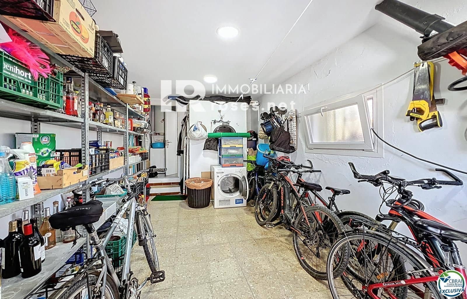 3 soveværelse Villa til salg i Empuriabrava med swimmingpool garage - € 930.000 (Ref: 9768984)