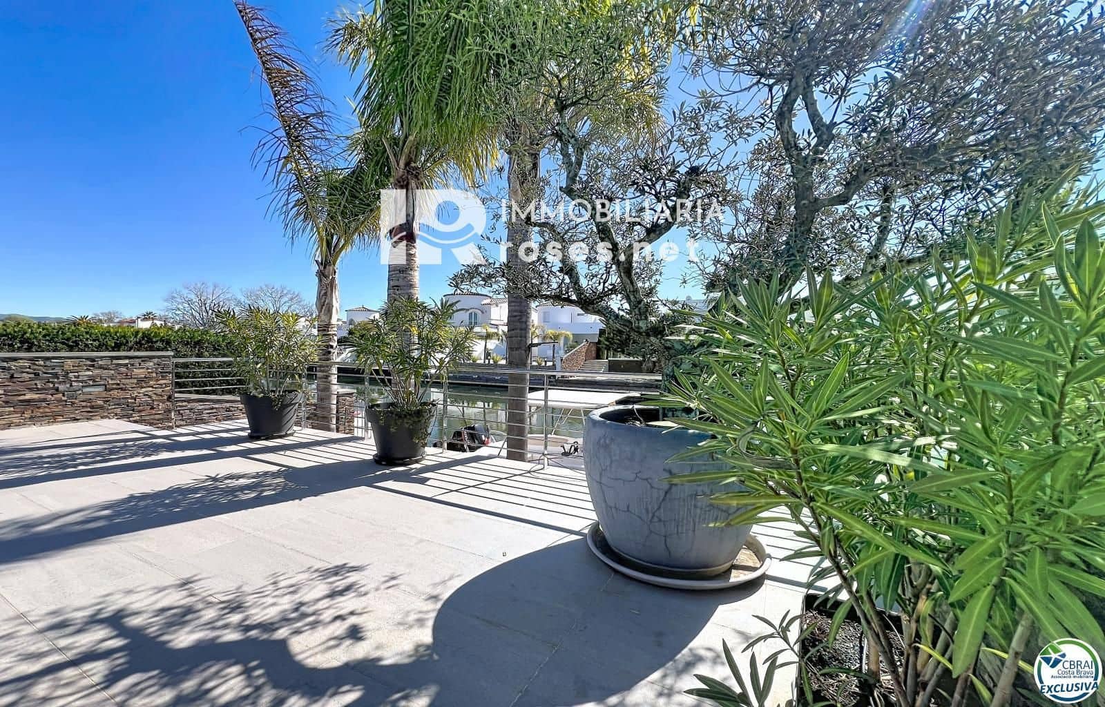 3 soveværelse Villa til salg i Empuriabrava med swimmingpool garage - € 930.000 (Ref: 9768984)