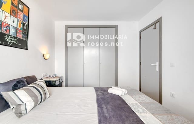 1 sypialnia Mieszkanie na sprzedaż w Santa Margarida, Roses z basenem - 144 000 € (Ref: 9768985)