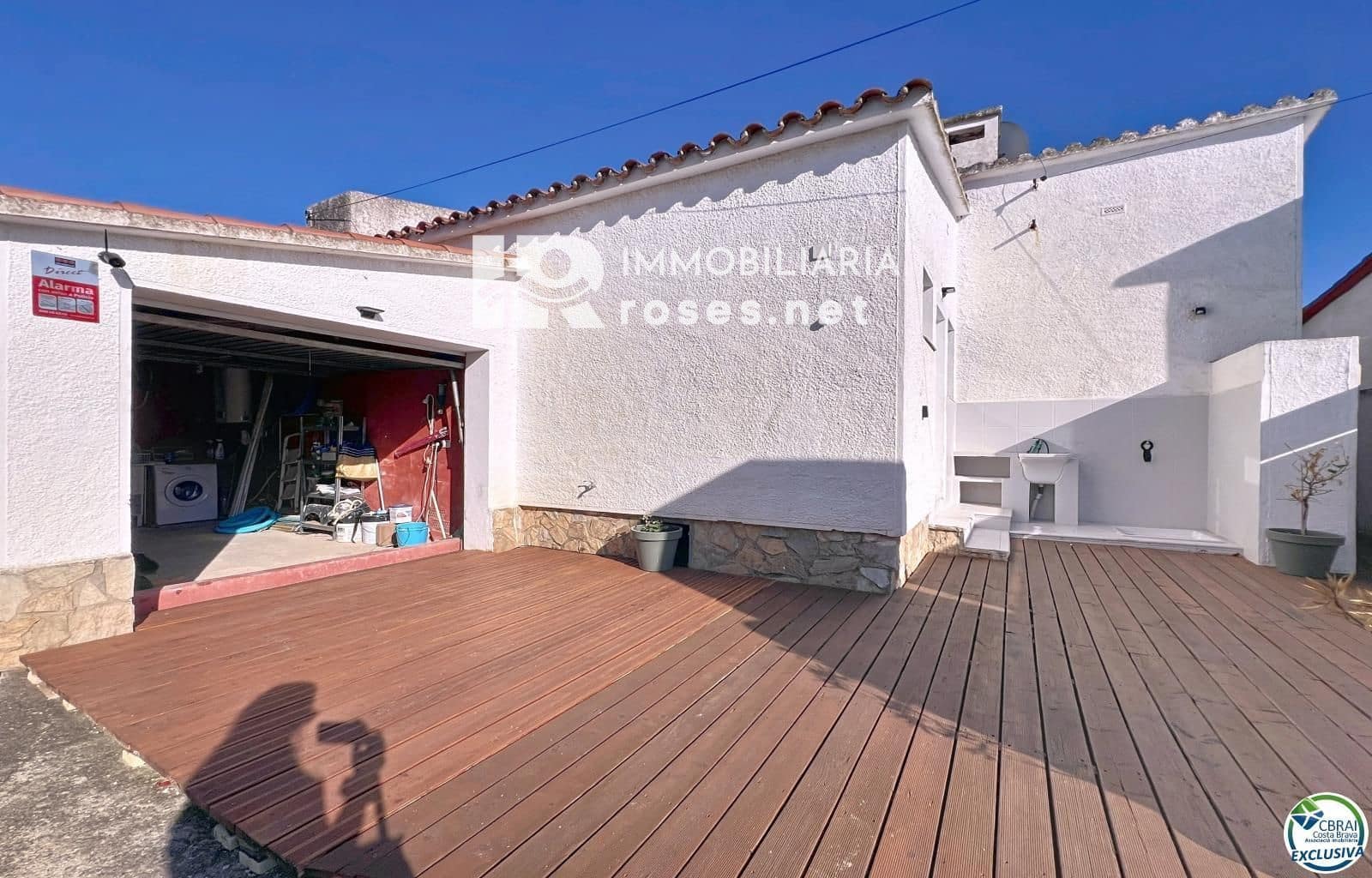 2 soveværelse Villa til salg i Empuriabrava med swimmingpool garage - € 385.000 (Ref: 9768987)