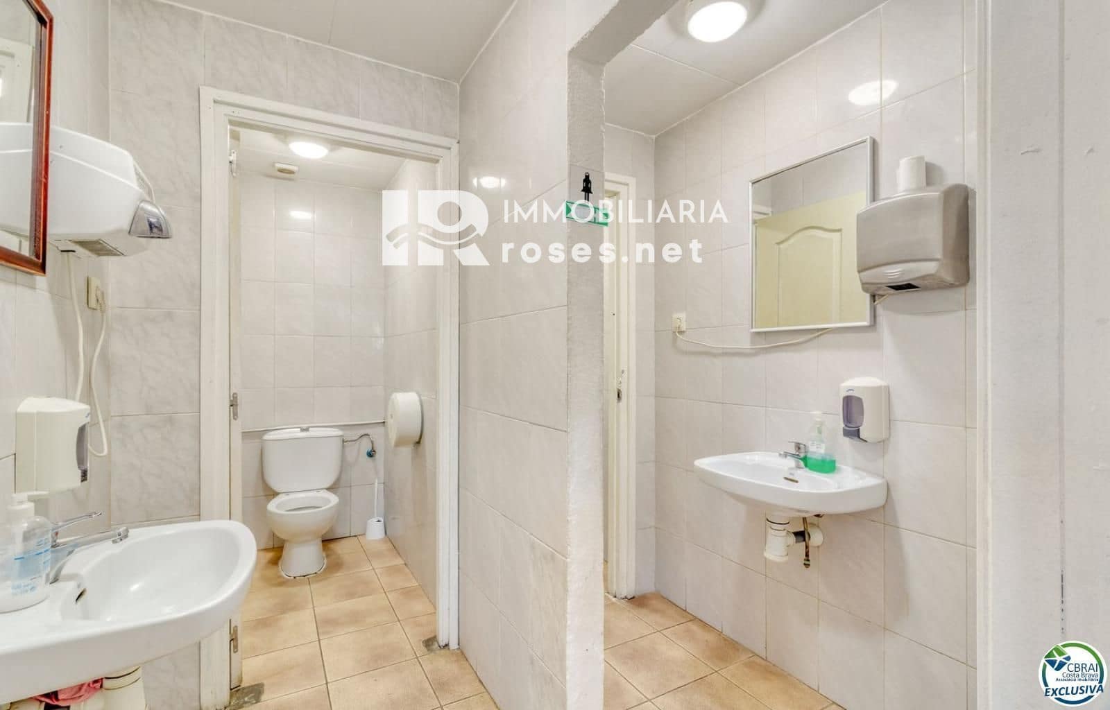 Local Commercial à vendre à Sant Pere Pescador - 125 000 € (Ref: 9779079)