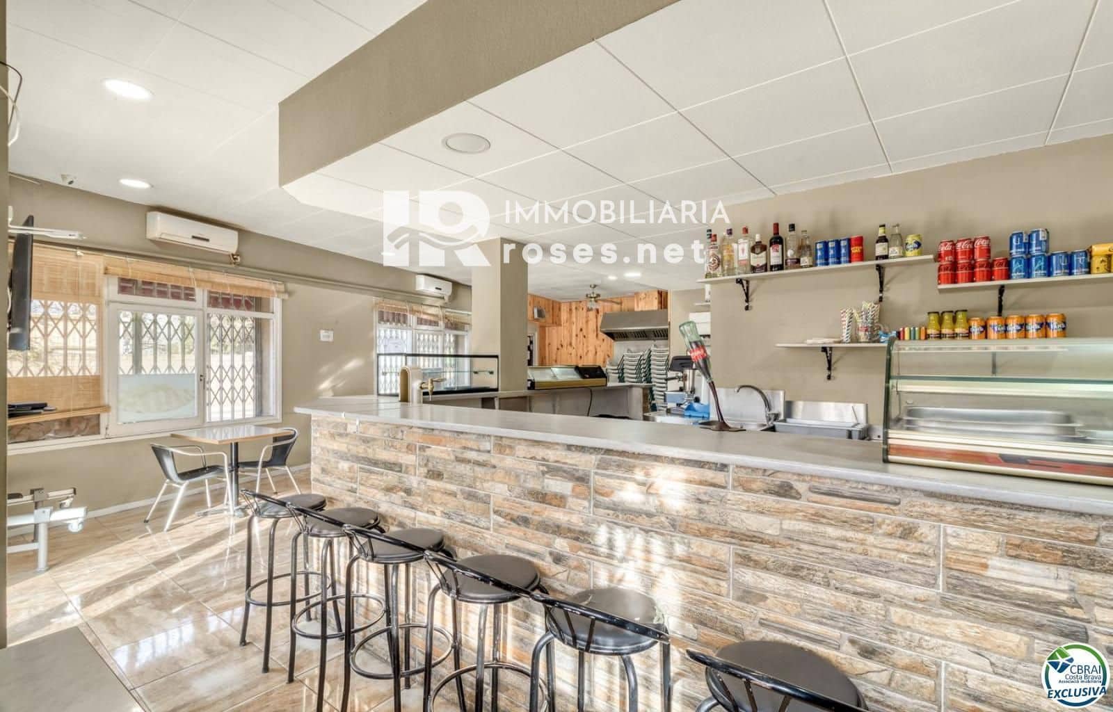 Local Commercial à vendre à Sant Pere Pescador - 125 000 € (Ref: 9779079)