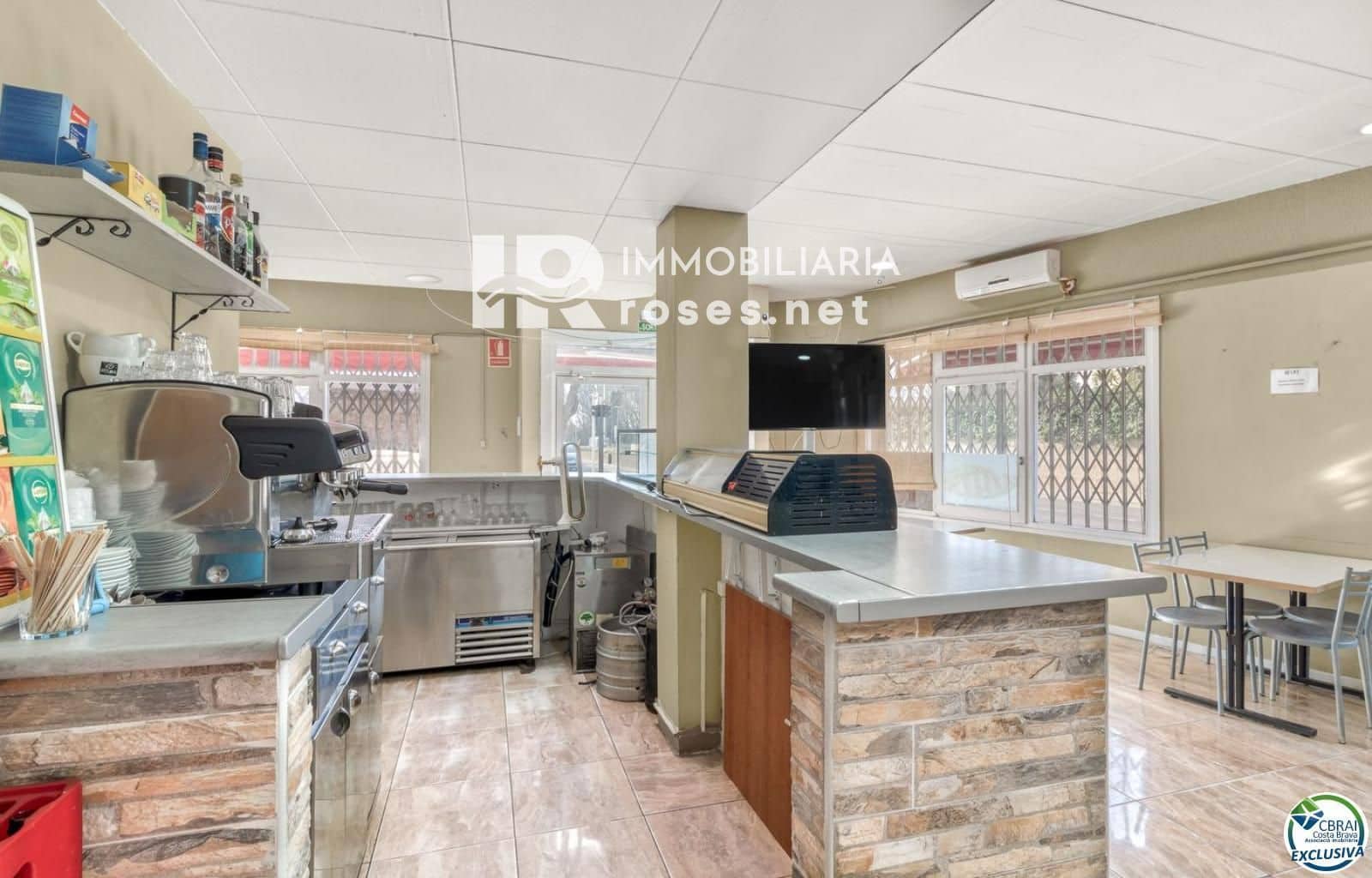 Local Commercial à vendre à Sant Pere Pescador - 125 000 € (Ref: 9779079)
