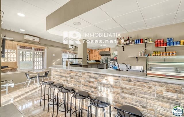 Local Commercial à vendre à Sant Pere Pescador - 125 000 € (Ref: 9779079)