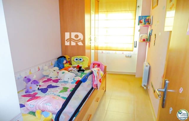 3 makuuhuone Asunto myytävänä paikassa Figueres mukana 
autotalli - 190 000 € (Ref: 9779080)