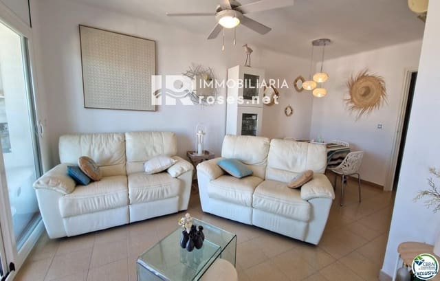 2 slaapkamer Flat te koop in Roses - € 235.000 (Ref: 9779081)