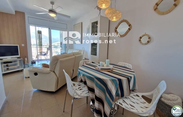 2 slaapkamer Flat te koop in Roses - € 235.000 (Ref: 9779081)